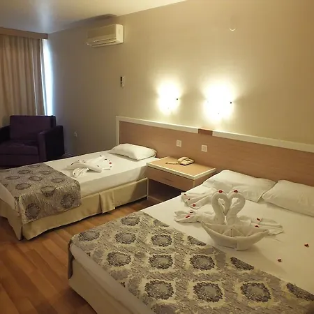 Semesteranläggning (resort) Tuntas 2*